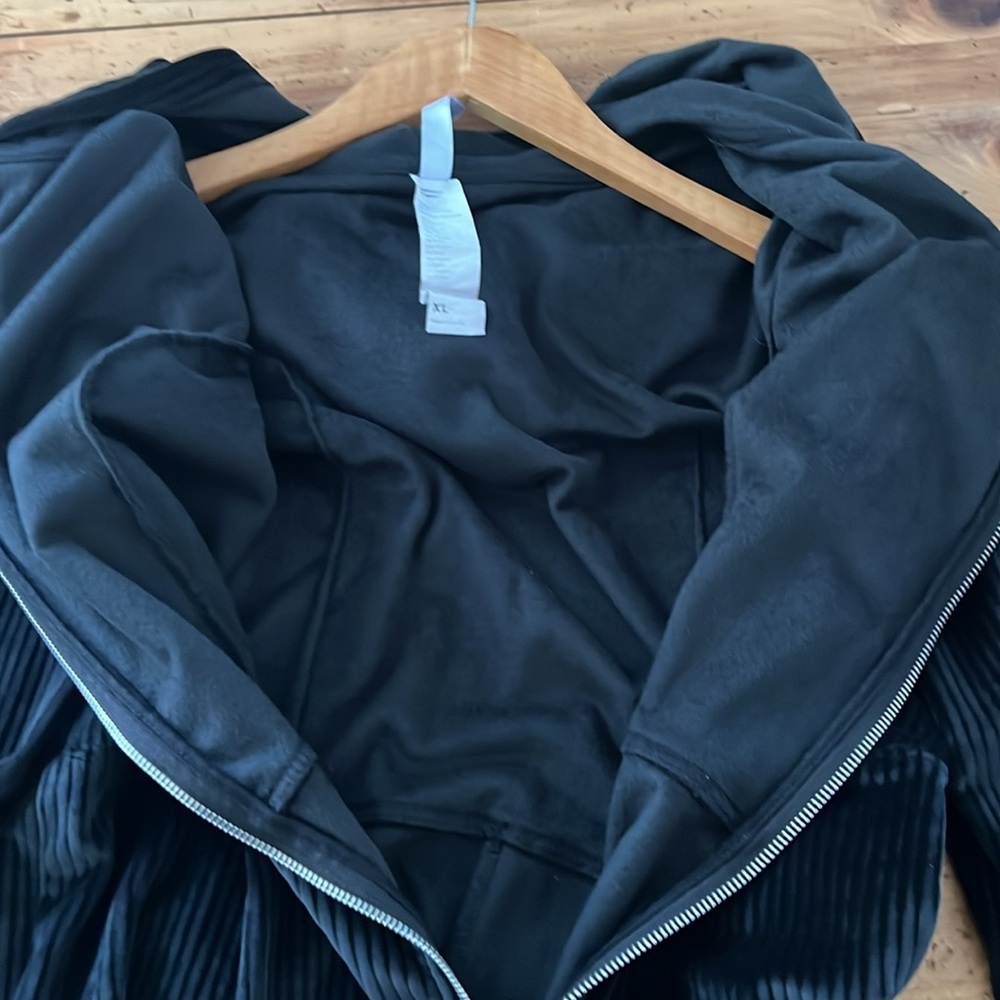 FABLETICS Plush Rib Hooded Jumpsuit size XL - Picture 8 of 14
